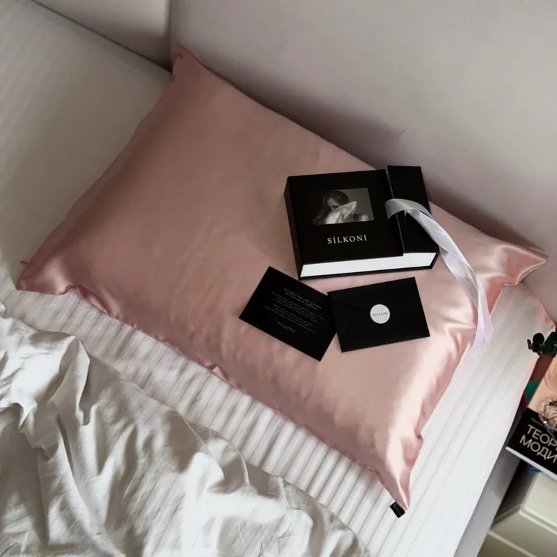 Шовкова наволочка Рожева - фото 5