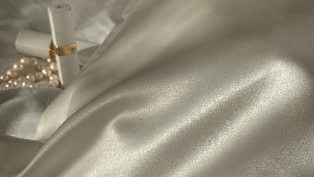 Догляд за шовком